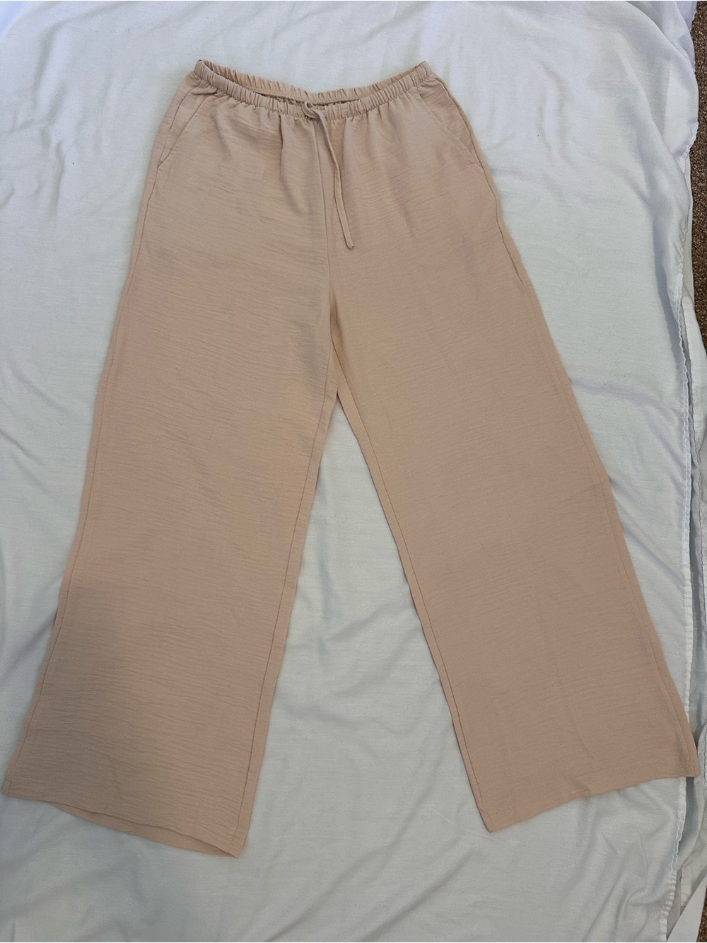 Wide-Leg Drawstring Pants in Light Beige M